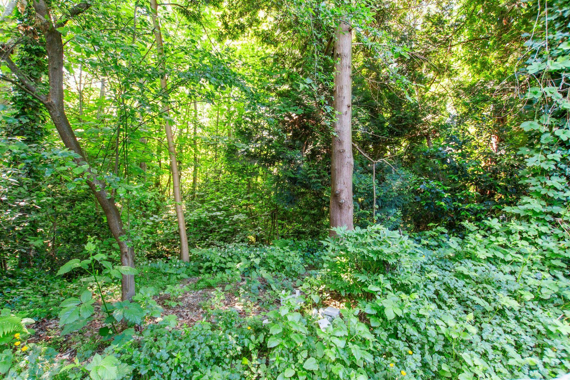 2676 Tretheway Drive, Burnaby, BC, V5B 4R8 - 22
