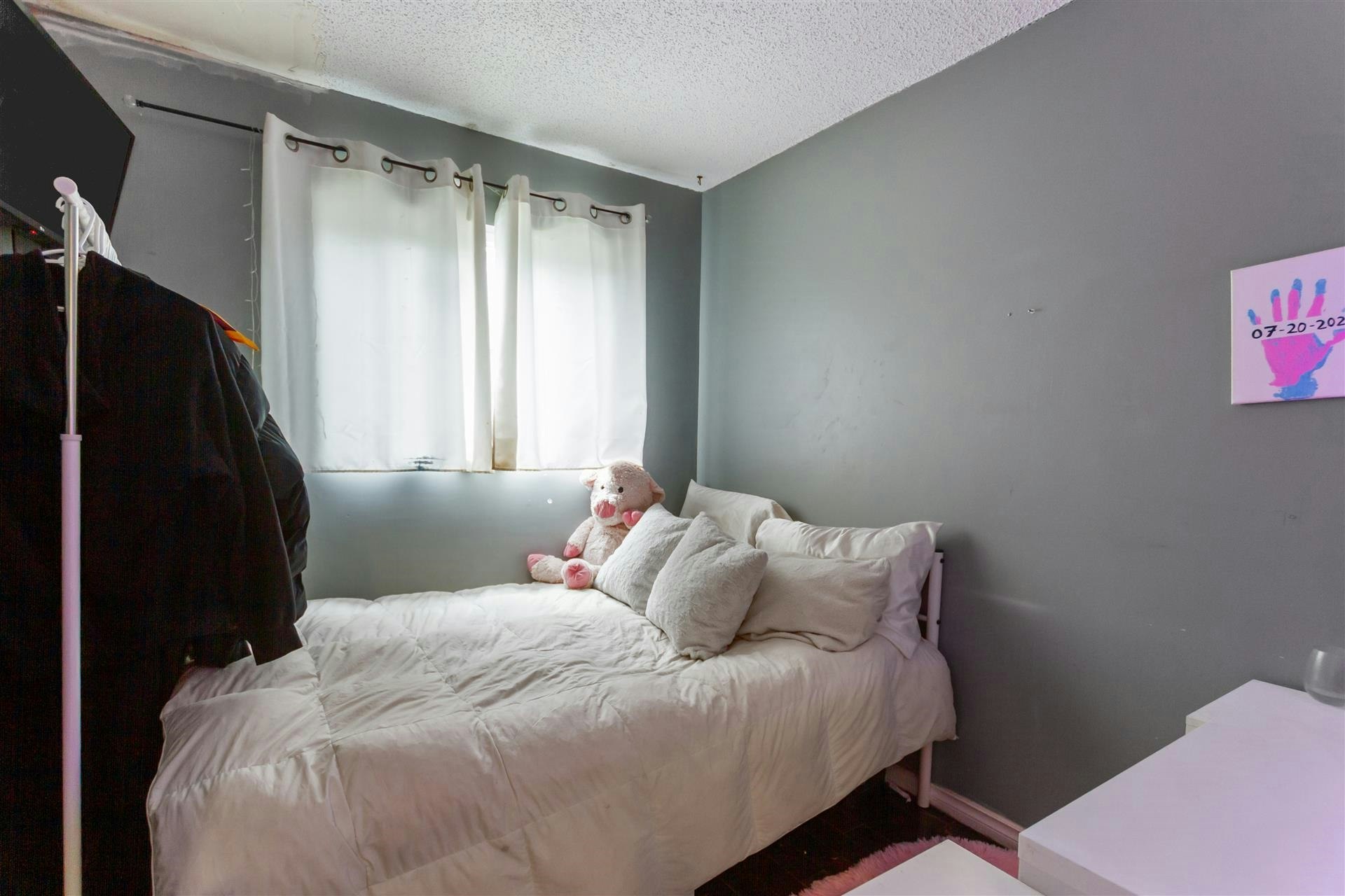 2676 Tretheway Drive, Burnaby, BC, V5B 4R8 - 16