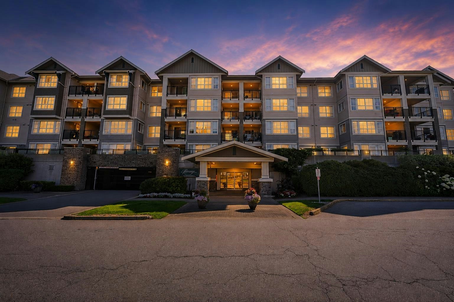 207-19673 Meadow Gardens Way, Pitt Meadows, BC, V3Y 0A1 - 38