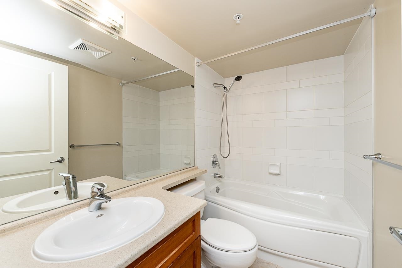207-19673 Meadow Gardens Way, Pitt Meadows, BC, V3Y 0A1 - 22