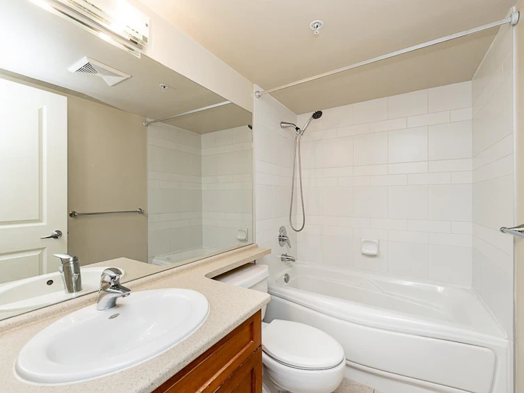 207-19673 Meadow Gardens Way, Pitt Meadows, BC, V3Y 0A1 - 22