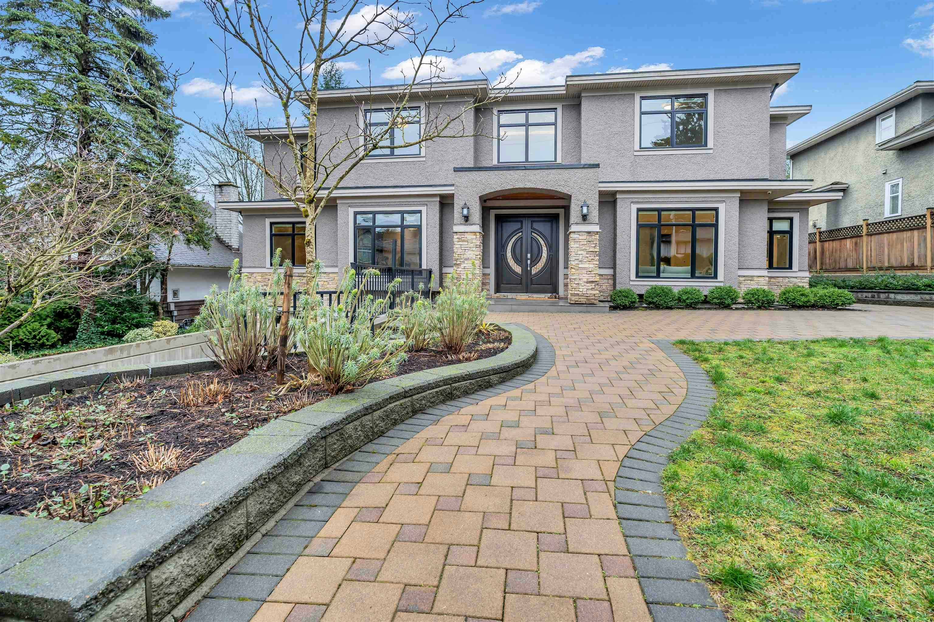 8168 Hunter Street, Burnaby, BC, V5A 2B9