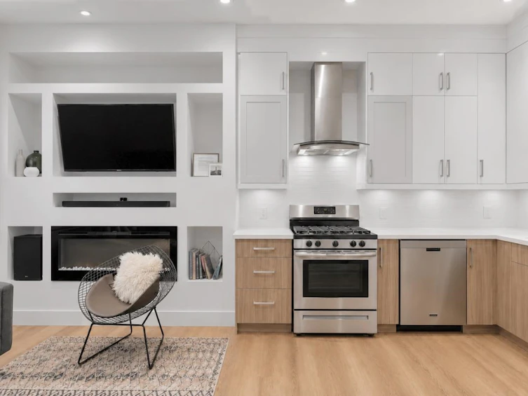 2-1136 E Pender Street, Vancouver, BC, V6A 1W5
