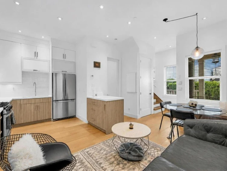 2-1136 E Pender Street, Vancouver, BC, V6A 1W5 - 5