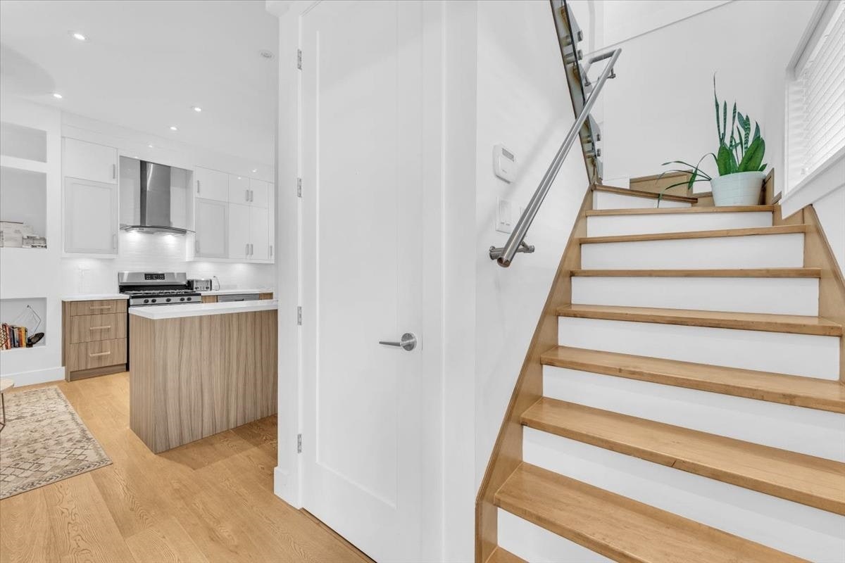 2-1136 E Pender Street, Vancouver, BC, V6A 1W5 - 9