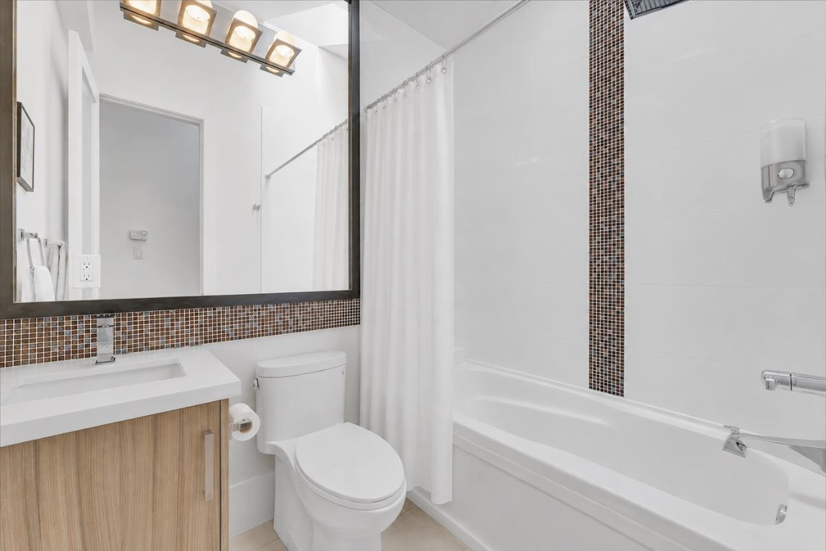 2-1136 E Pender Street, Vancouver, BC, V6A 1W5 - 12