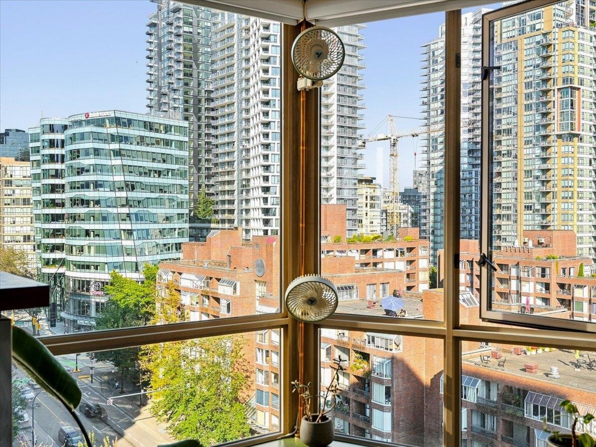 1507-1003 Pacific Street, Vancouver, BC, V6E 4P2 - 15