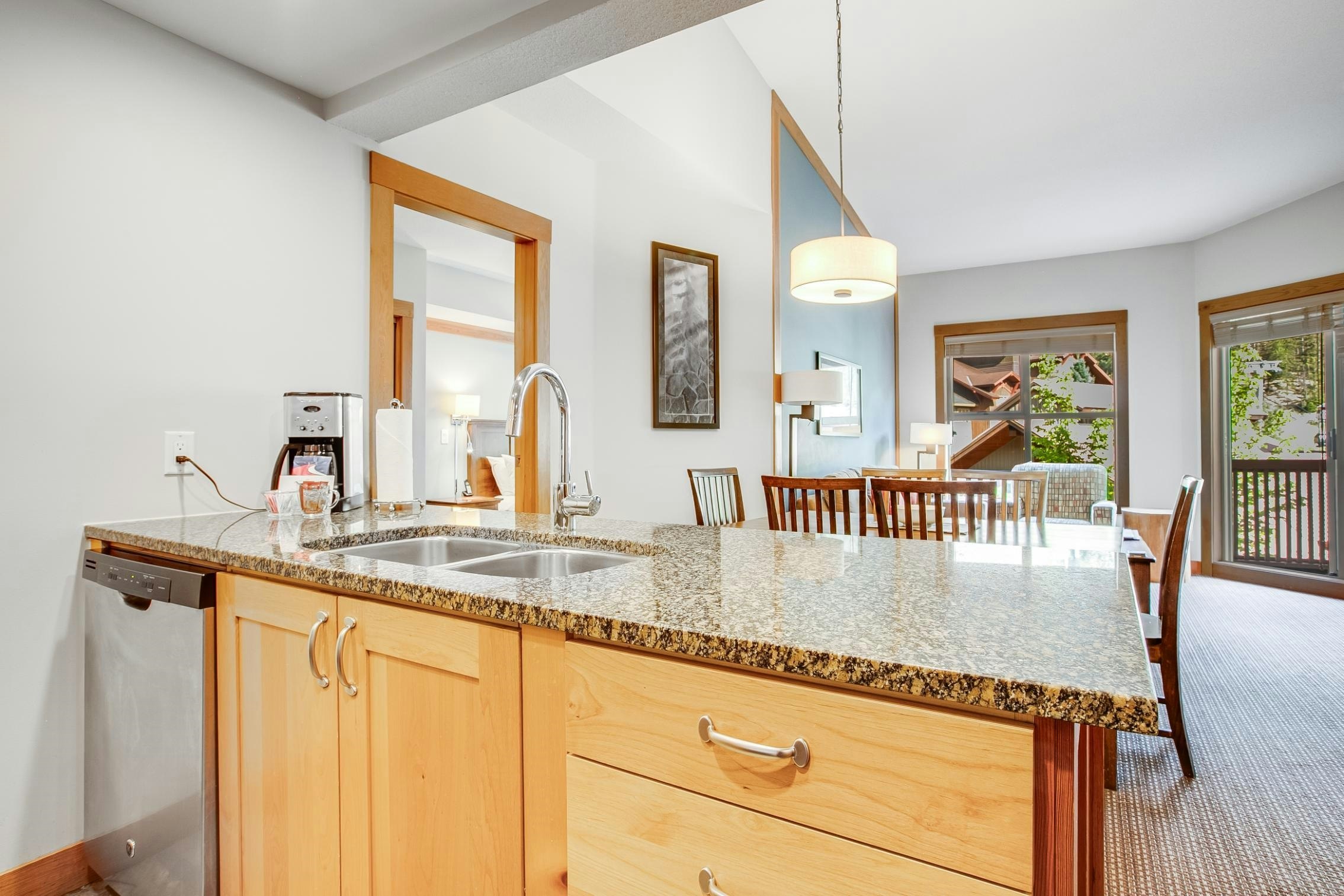 403D-2036 London Lane, Whistler, BC, V8E 0N7 - 13