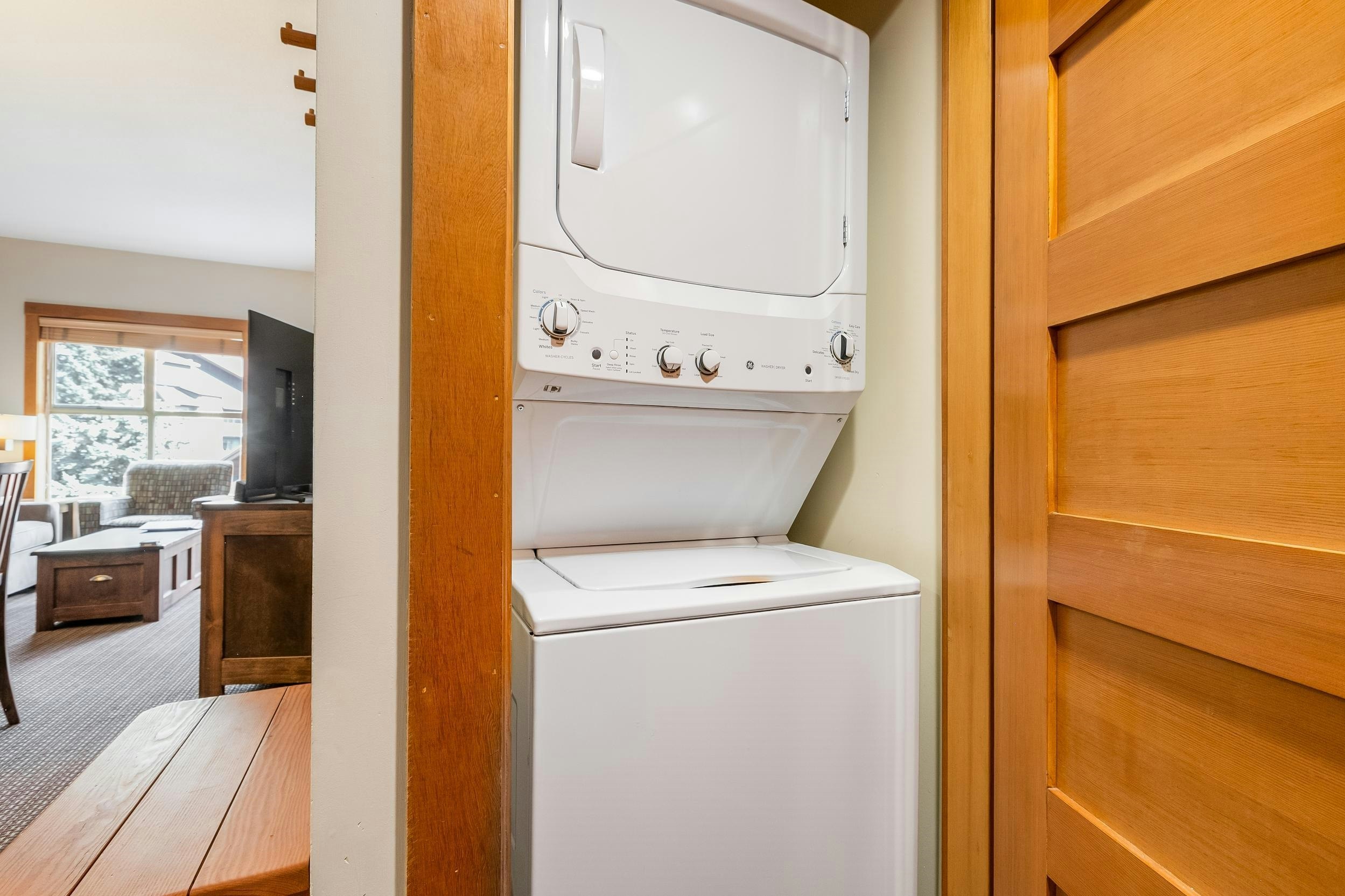 403D-2036 London Lane, Whistler, BC, V8E 0N7 - 23