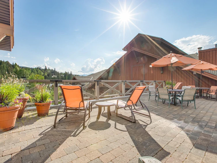 403D-2036 London Lane, Whistler, BC, V8E 0N7 - 26