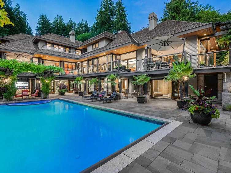 2870 SW Marine Drive, Vancouver, BC, V6N 3X9