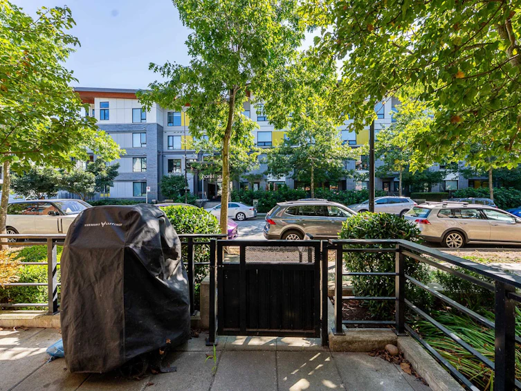 111-3133 Riverwalk Avenue, Vancouver, BC, V5S 0A7 - 32
