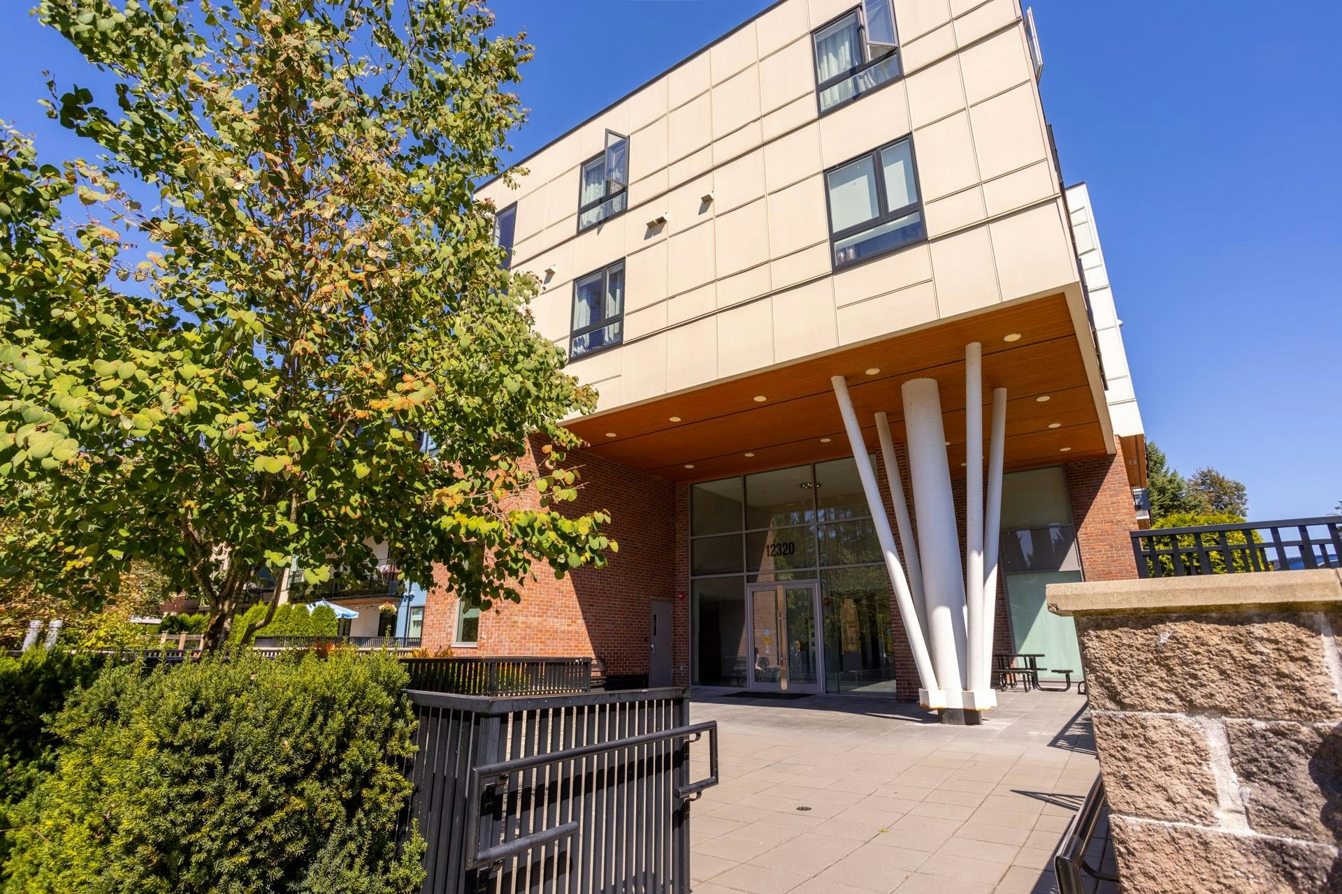 307-12320 222 Street, Maple Ridge, BC, V2X 3K8