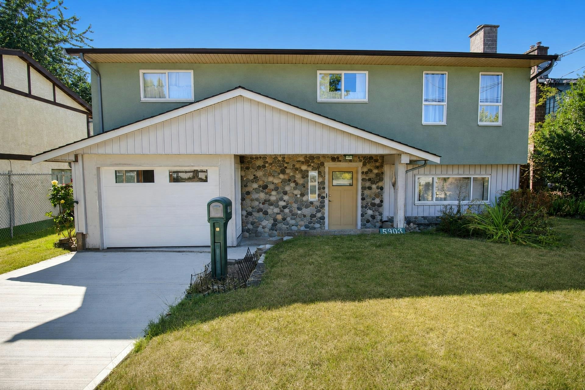 5903 184 Street, Surrey, BC, V3S 4N2