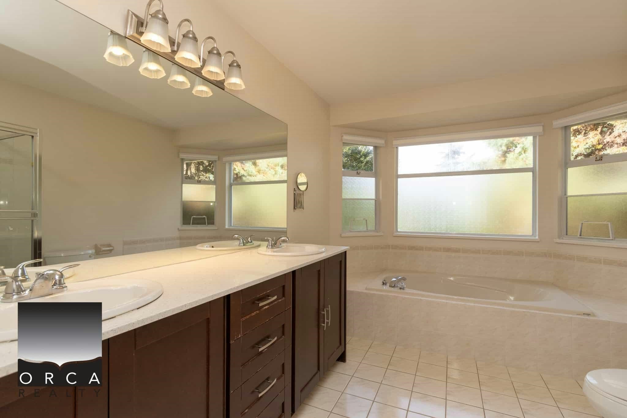 3015 Griffin Place, North Vancouver, BC, V7R 4W9 - 19