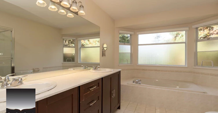 3015 Griffin Place, North Vancouver, BC, V7R 4W9 - 19