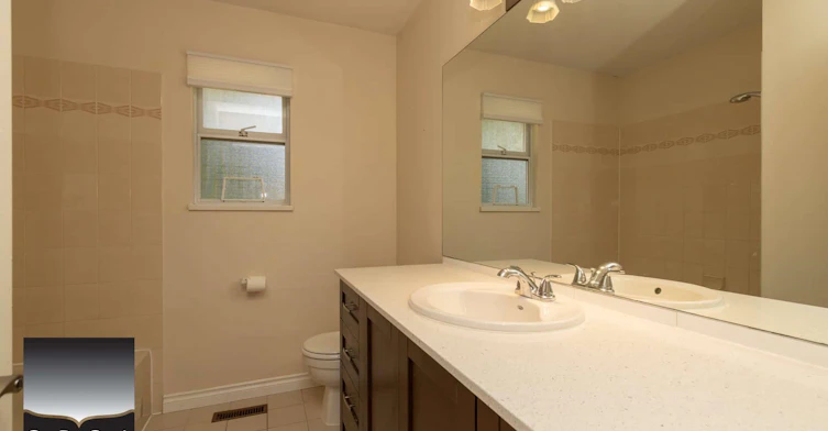 3015 Griffin Place, North Vancouver, BC, V7R 4W9 - 20