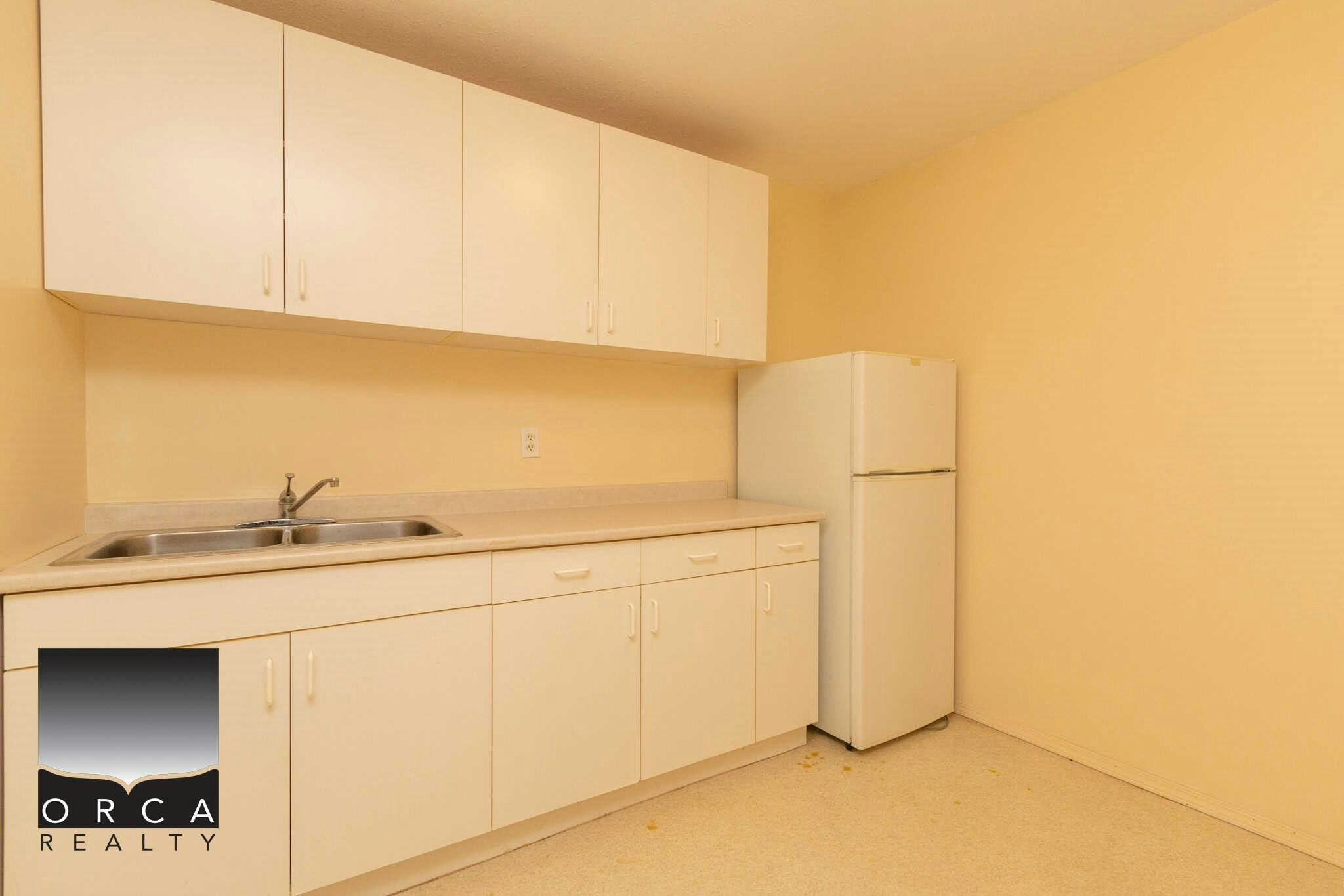 3015 Griffin Place, North Vancouver, BC, V7R 4W9 - 16