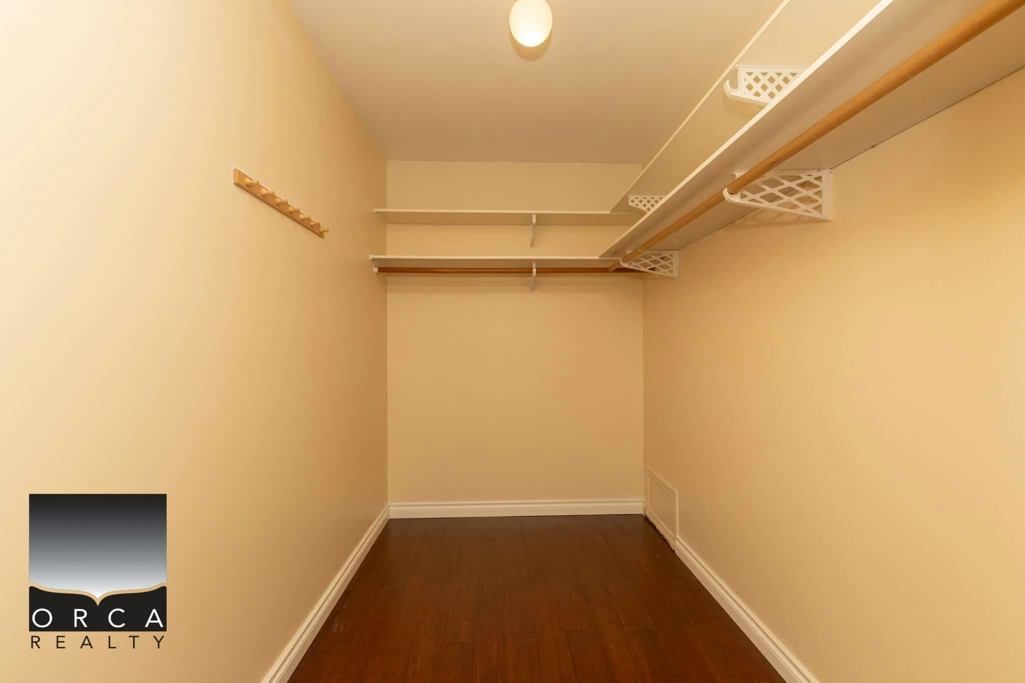 3015 Griffin Place, North Vancouver, BC, V7R 4W9 - 9