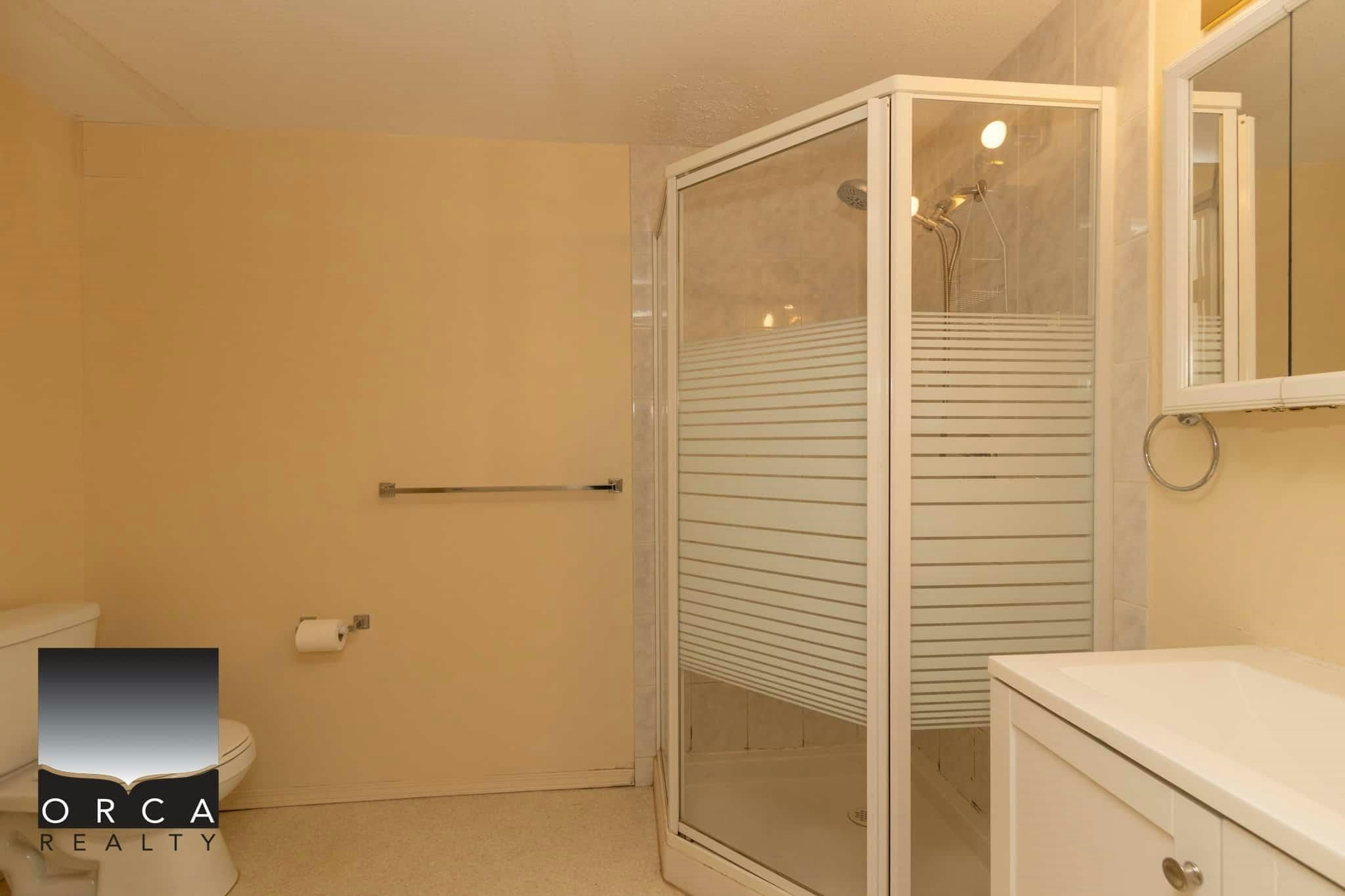 3015 Griffin Place, North Vancouver, BC, V7R 4W9 - 18