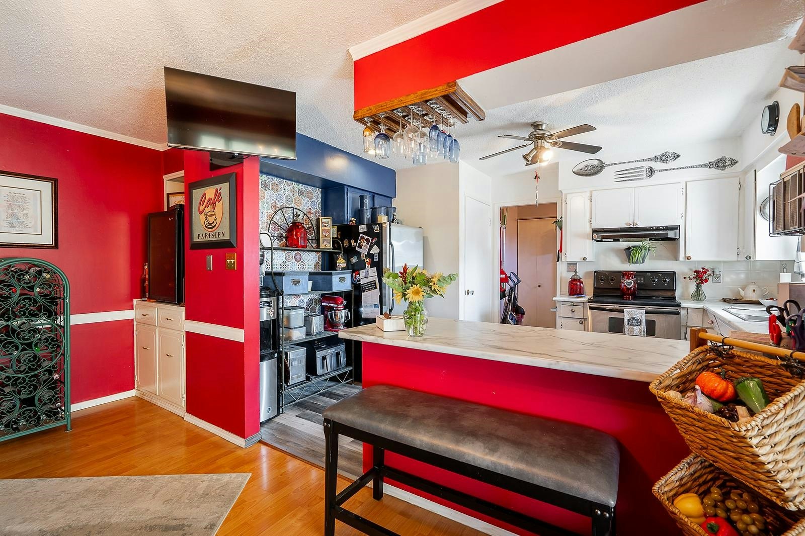 2049 Lynden Street - 5