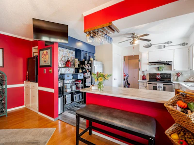 2049 Lynden Street - 5