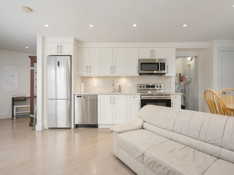 7380 Ashburn Street, Vancouver, BC, V5S 2K9 - 34