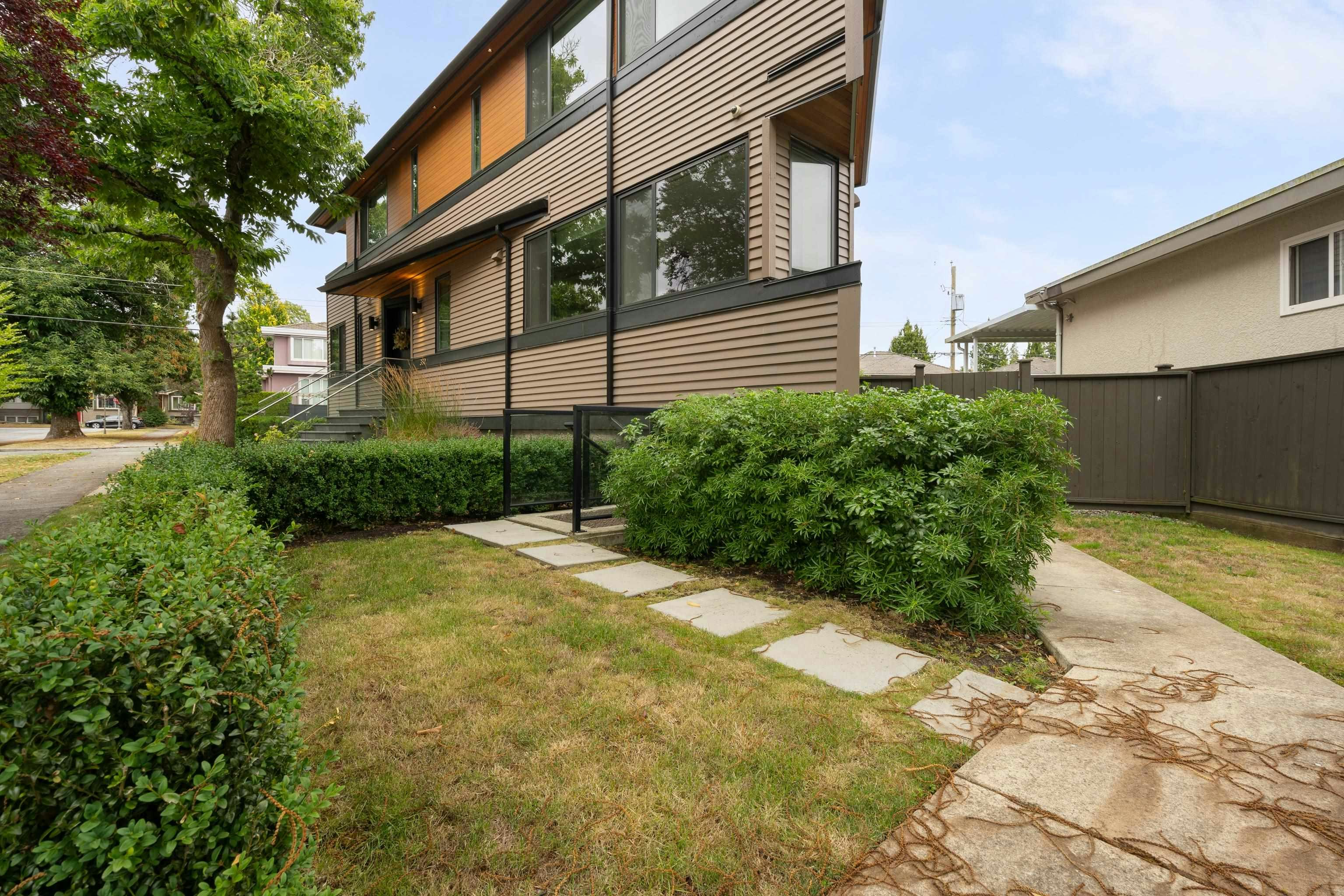 7380 Ashburn Street, Vancouver, BC, V5S 2K9 - 32
