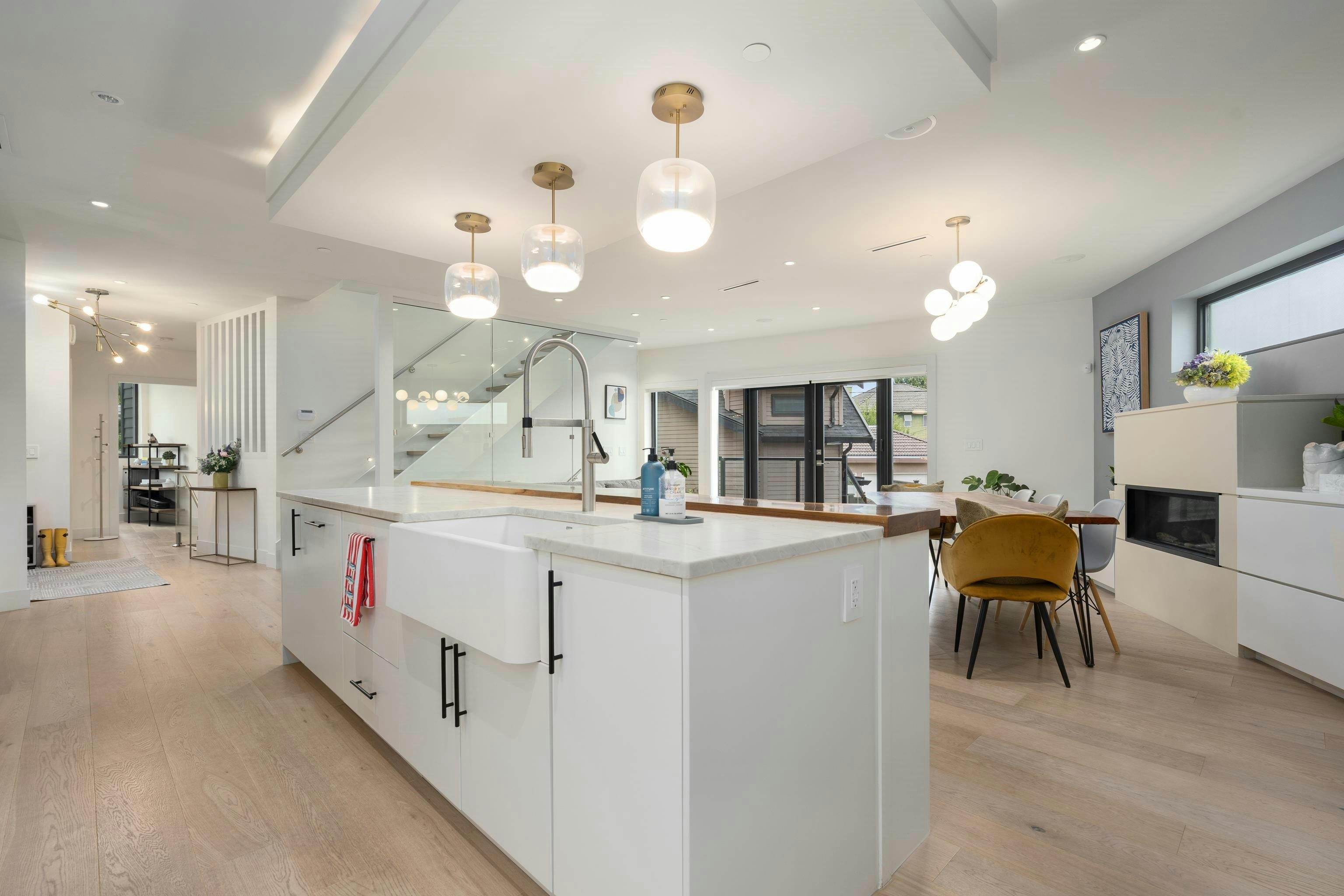 7380 Ashburn Street, Vancouver, BC, V5S 2K9 - 6