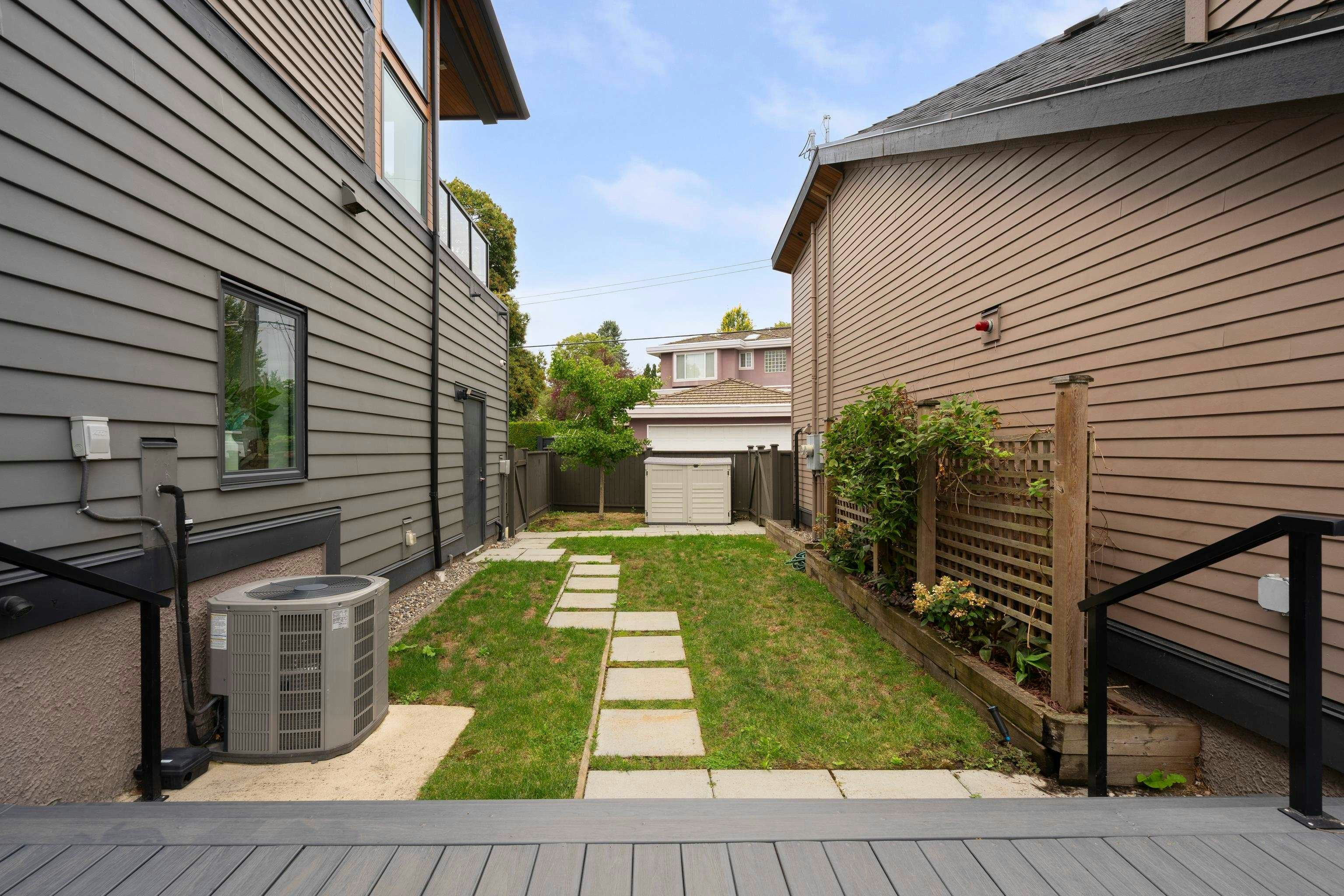 7380 Ashburn Street, Vancouver, BC, V5S 2K9 - 30