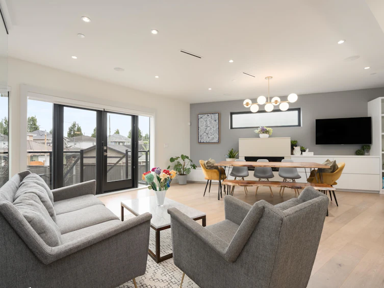 7380 Ashburn Street, Vancouver, BC, V5S 2K9 - 2