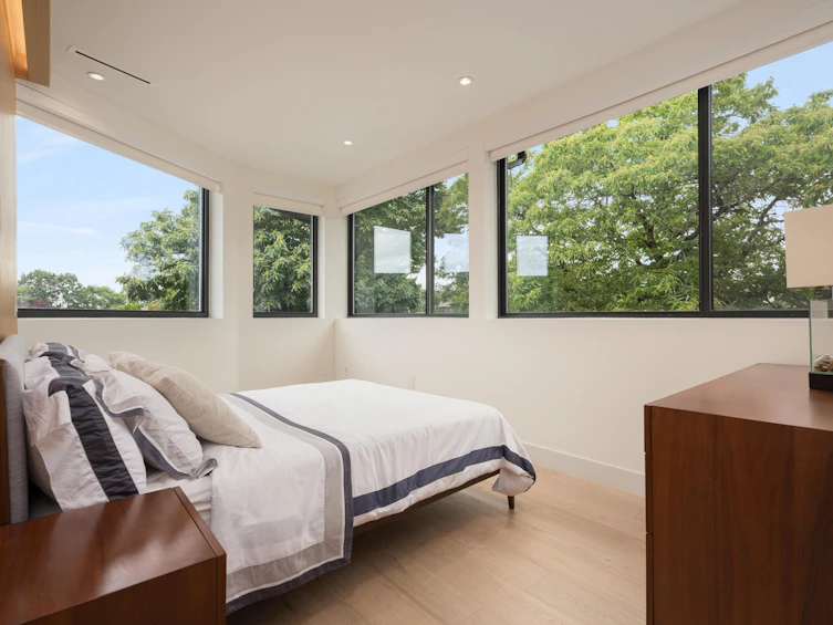 7380 Ashburn Street, Vancouver, BC, V5S 2K9 - 9