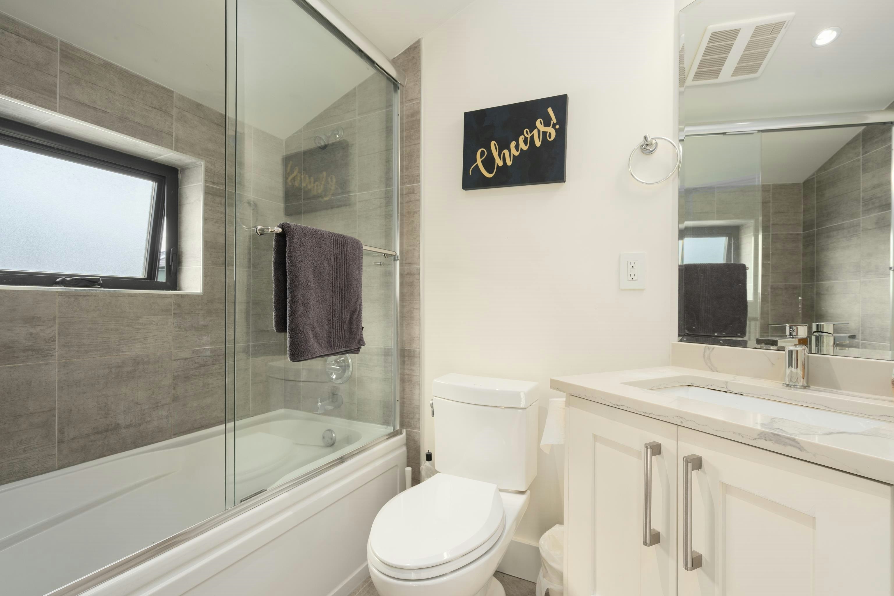 7380 Ashburn Street, Vancouver, BC, V5S 2K9 - 38