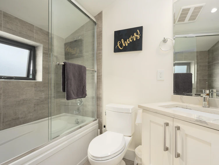 7380 Ashburn Street, Vancouver, BC, V5S 2K9 - 38