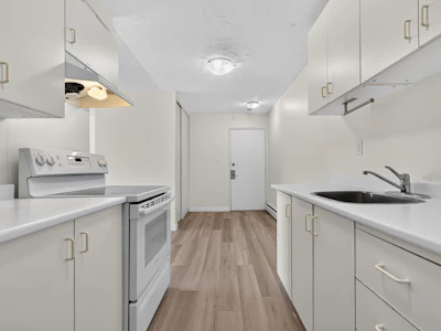 203-7220 Lindsay Road - 2