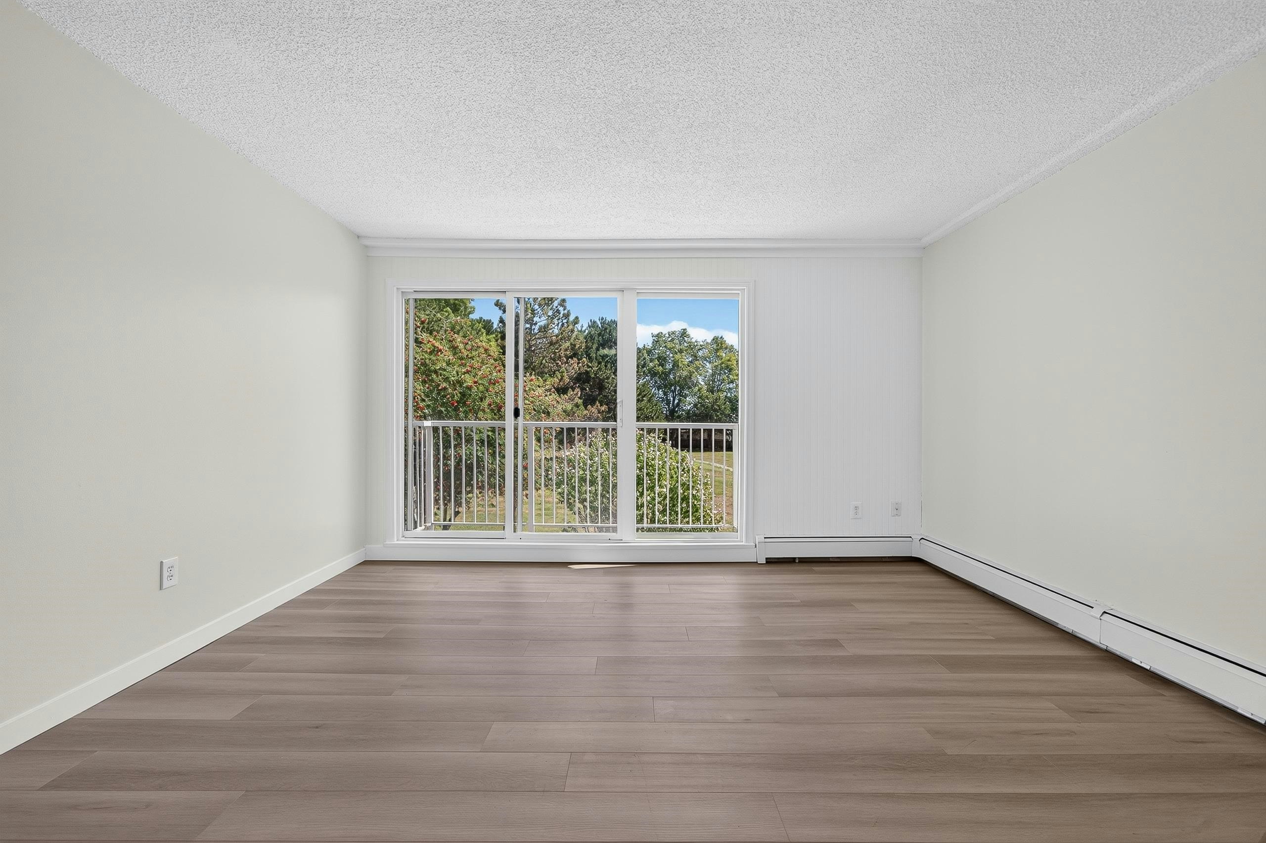 203-7220 Lindsay Road, Richmond, BC, V7C 3M6 - 8