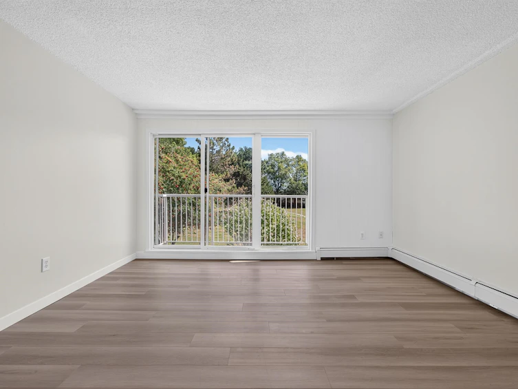 203-7220 Lindsay Road, Richmond, BC, V7C 3M6 - 8