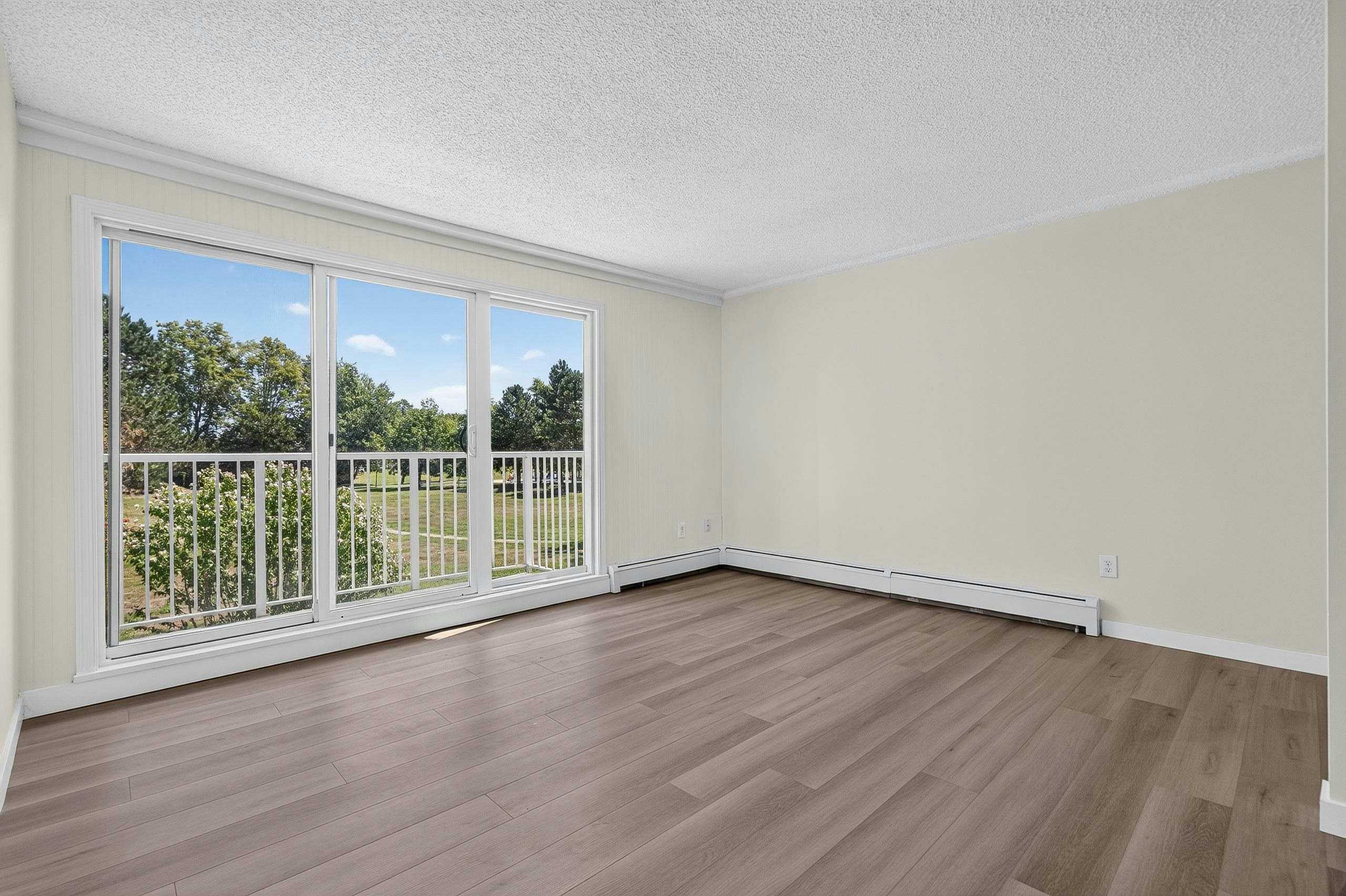 203-7220 Lindsay Road, Richmond, BC, V7C 3M6 - 6