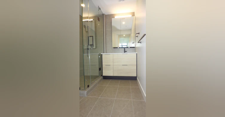 500-6485 Manitoba Street, Vancouver, BC, V5Y 0P7 - 9