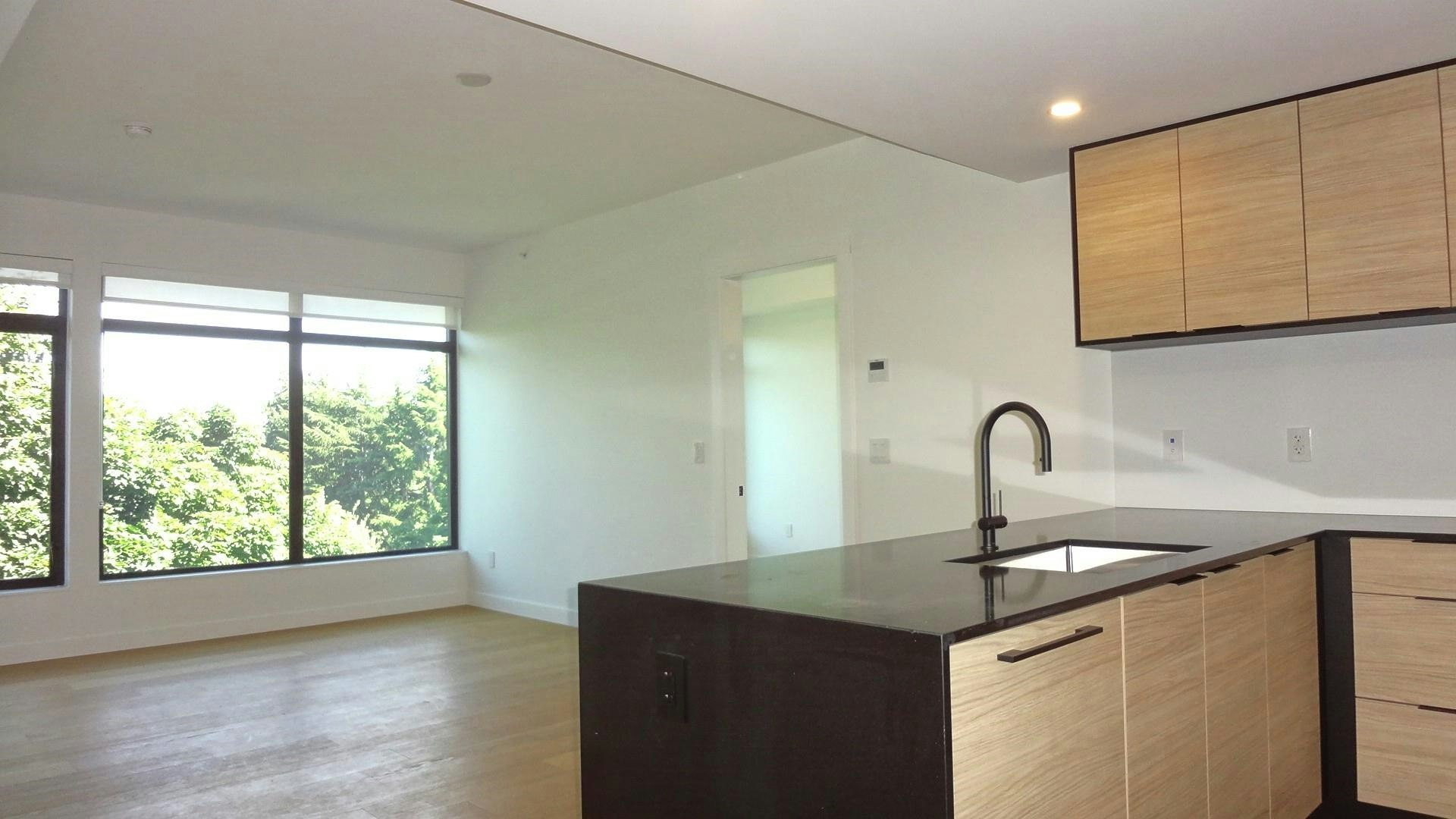 500-6485 Manitoba Street, Vancouver, BC, V5Y 0P7 - 3