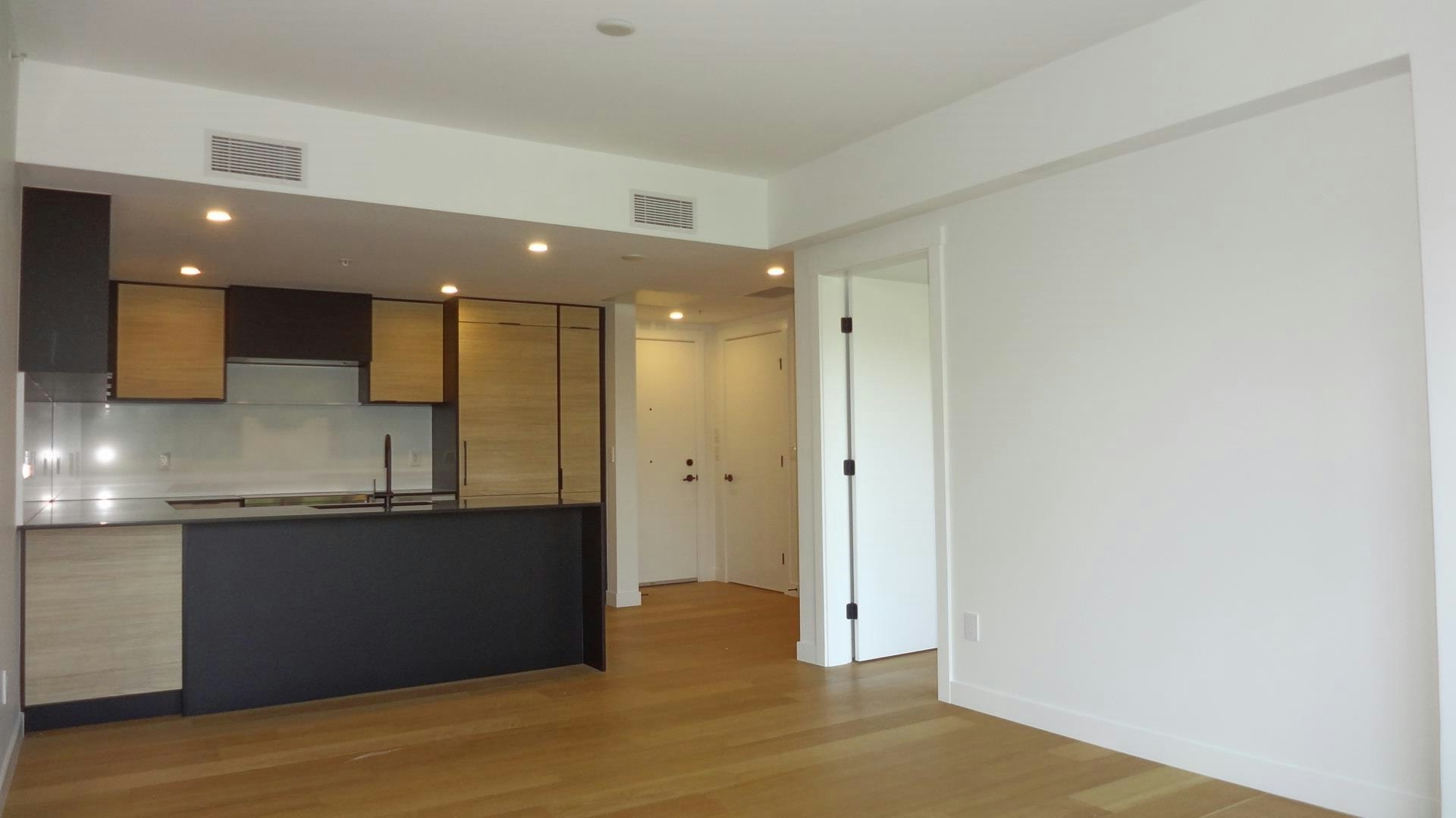 500-6485 Manitoba Street, Vancouver, BC, V5Y 0P7 - 2