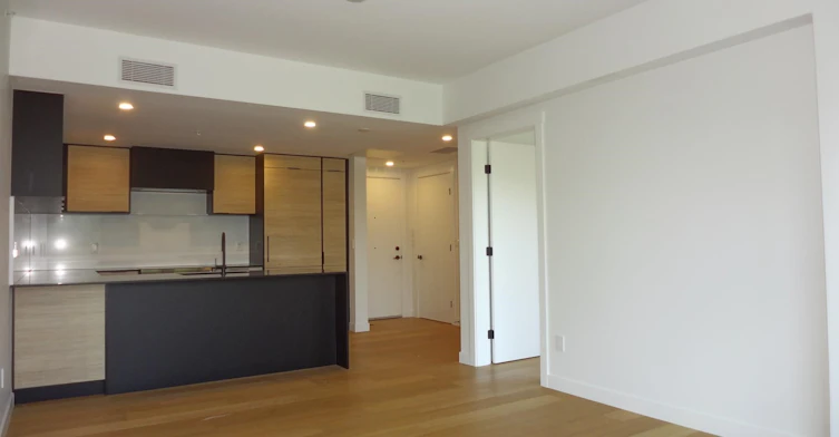 500-6485 Manitoba Street, Vancouver, BC, V5Y 0P7 - 2