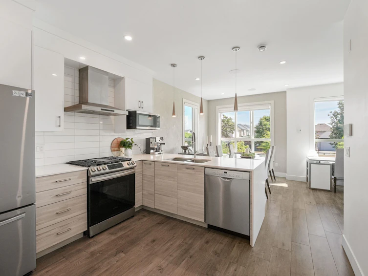 10-7177 194a Street, Surrey, BC, V4N 6V6 - 2