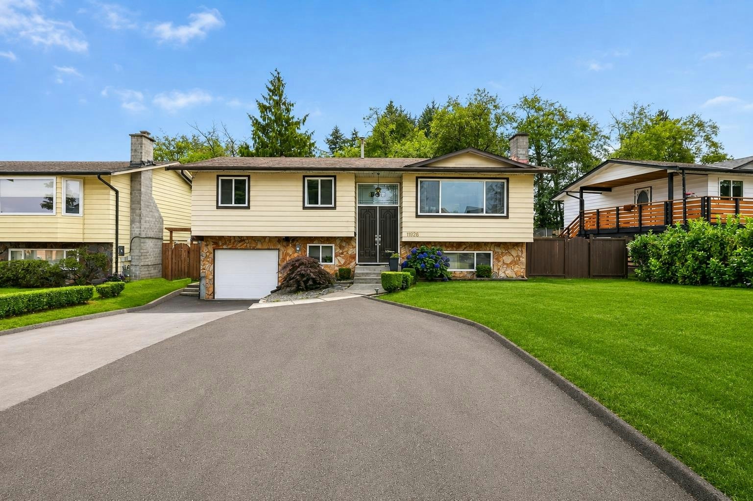 11926 77a Avenue, Delta, BC, V4C 7K1
