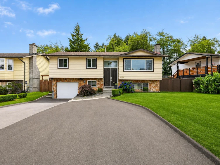 11926 77a Avenue, Delta, BC, V4C 7K1