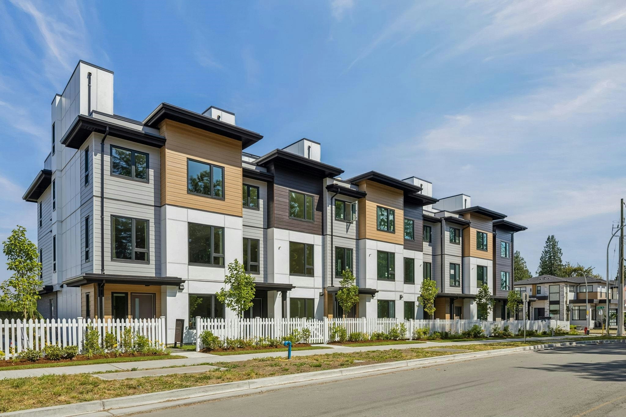 22-20434 72 Avenue, Langley, BC, V2Y 1T2
