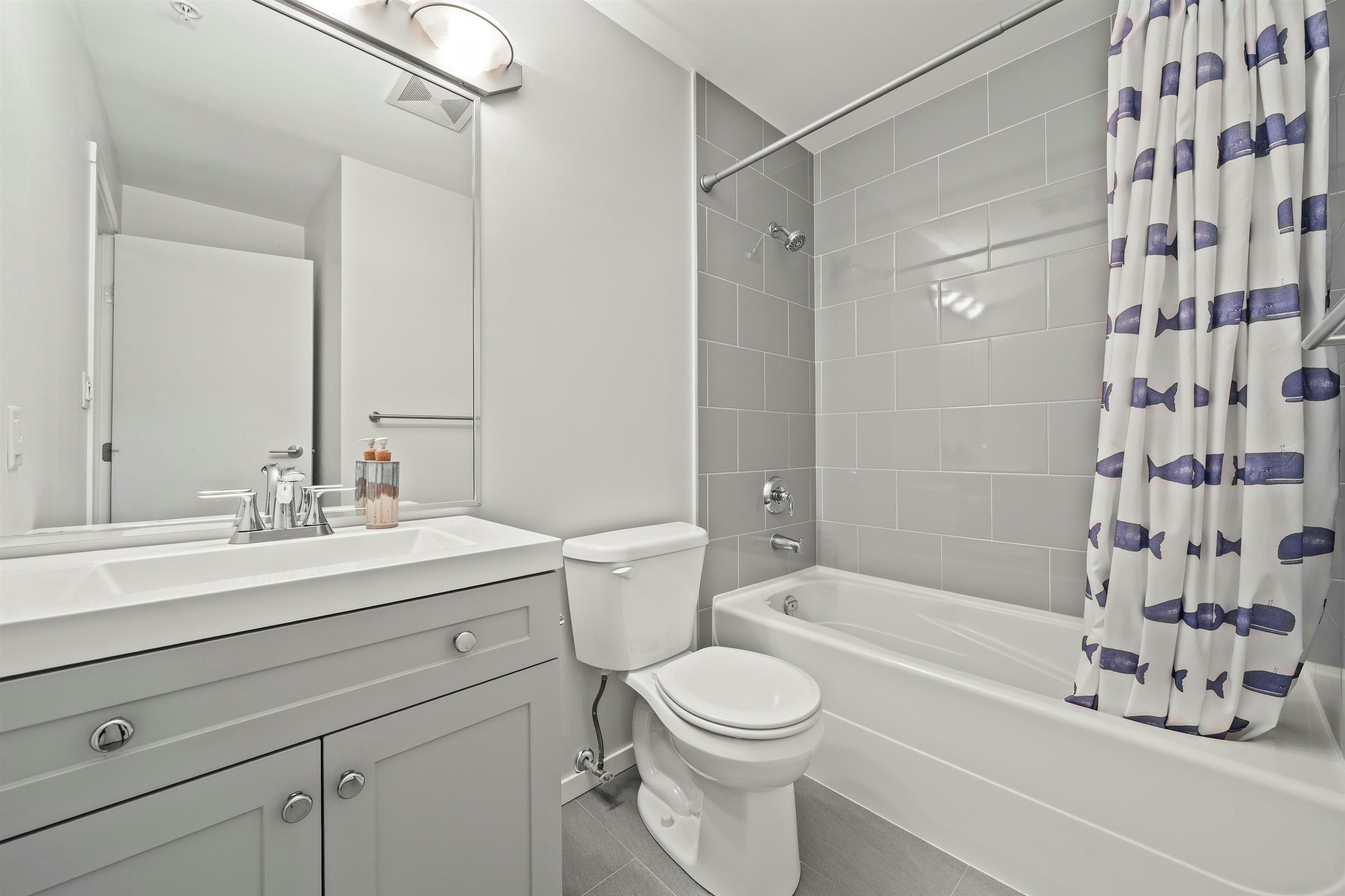 312-315 Knox Street, New Westminster, BC, V3L 0B5 - 21