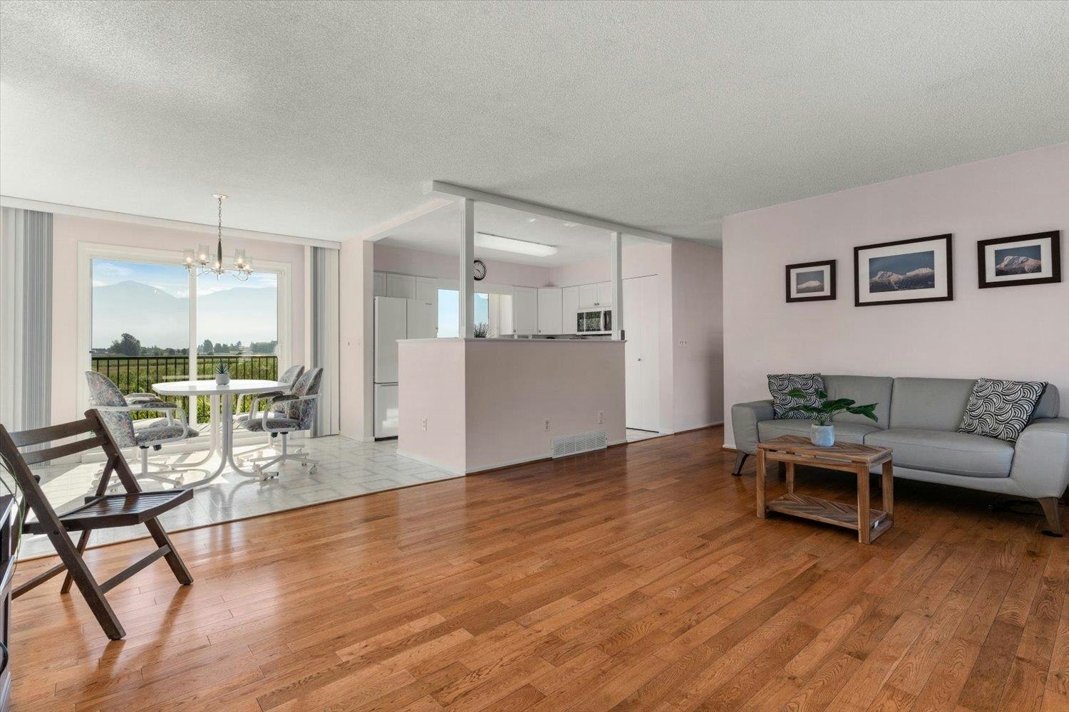 46702 Arbutus Avenue, Chilliwack, BC, V2P 6P4 - 10