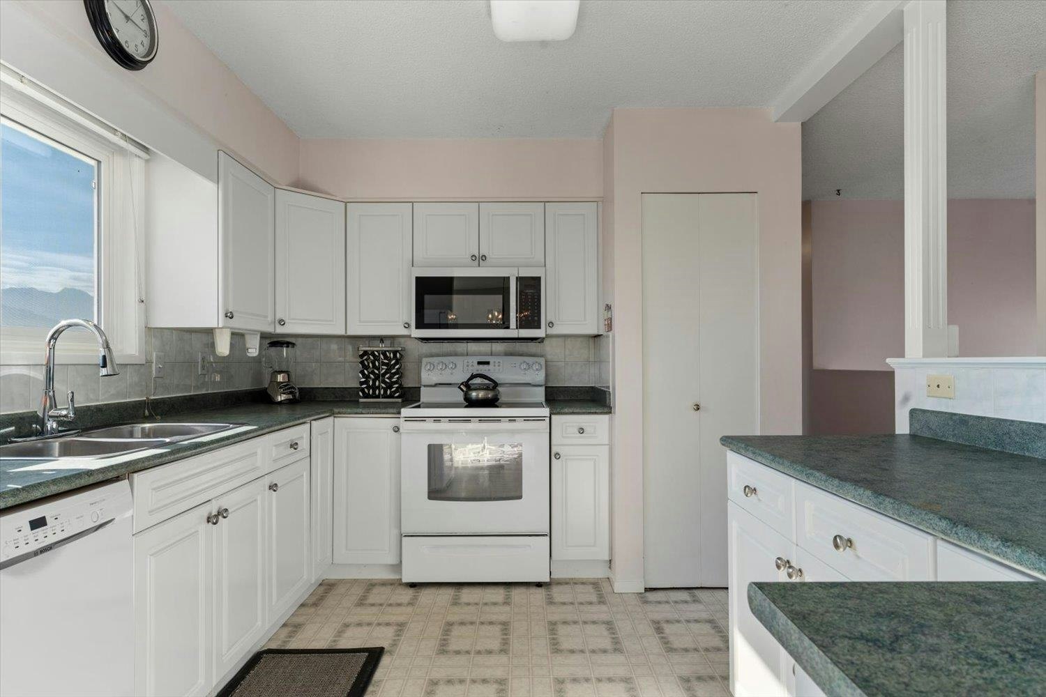 46702 Arbutus Avenue, Chilliwack, BC, V2P 6P4 - 18