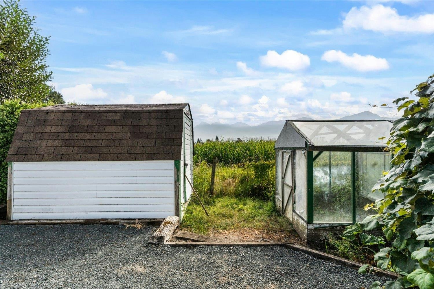 46702 Arbutus Avenue, Chilliwack, BC, V2P 6P4 - 6